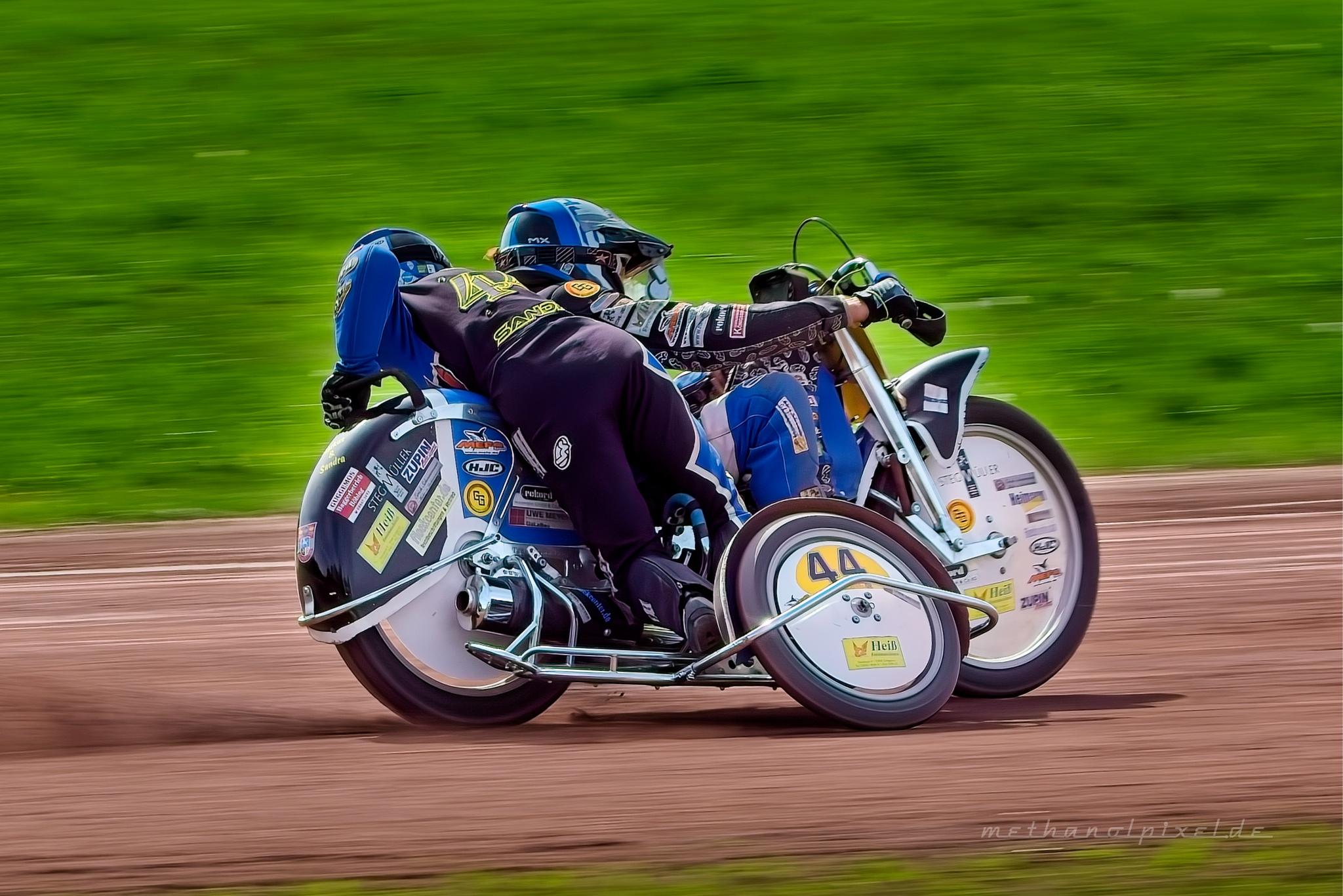 ILCE 7M4   A7405682 2048